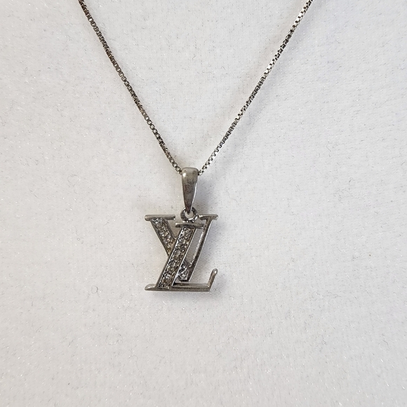 Authentic Louis Vuitton charm sterling silver chain upcycle/repurposed Vintage - Picture 3 of 7
